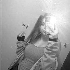 Meet your Posher, Lana